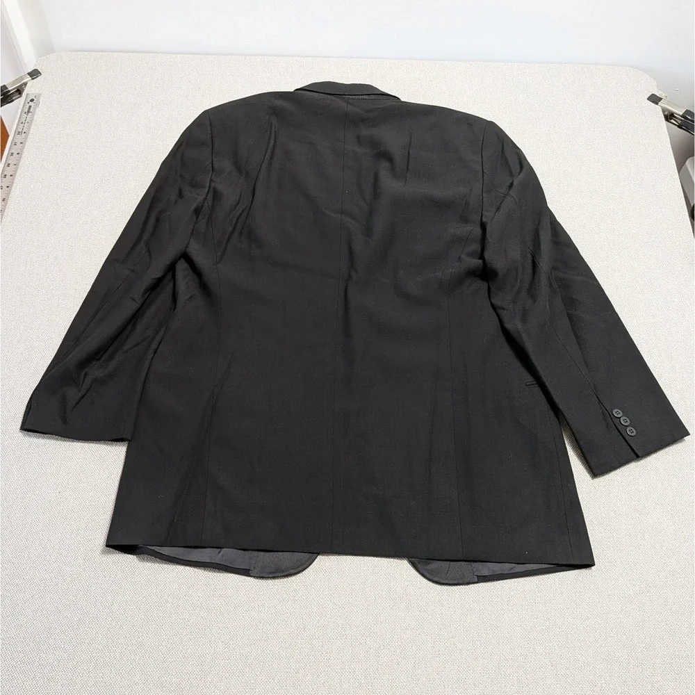 Giorgio Armani Men's 46R Black Suit Jacket Viscose Peak Lapel Made in Italy Prom